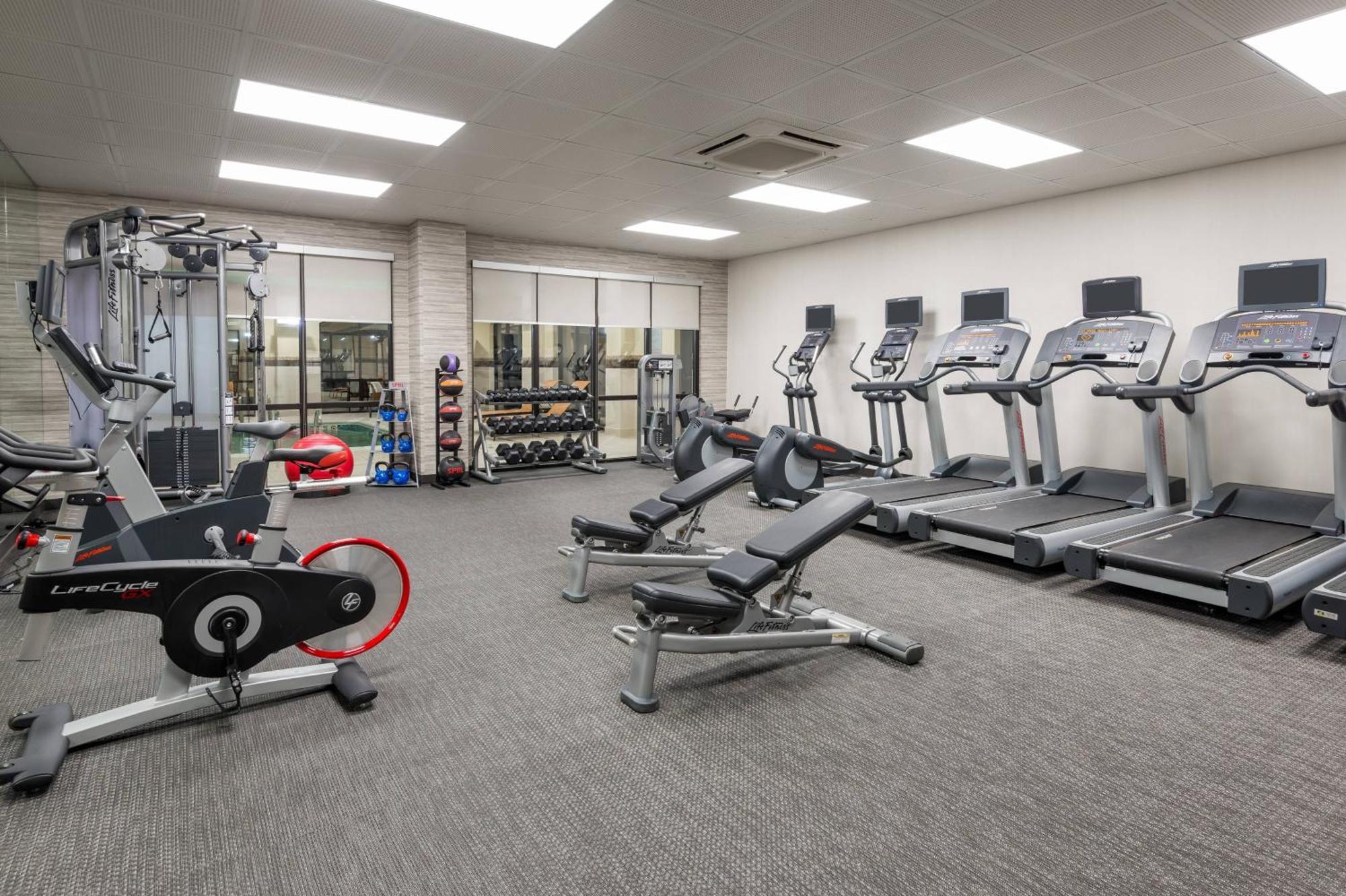 Courtyard By Marriott Buffalo Airport Cheektowaga Bagian luar foto