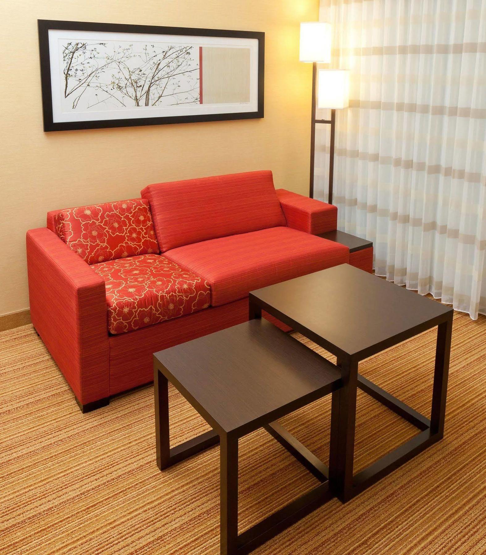 Courtyard By Marriott Buffalo Airport Cheektowaga Bagian luar foto